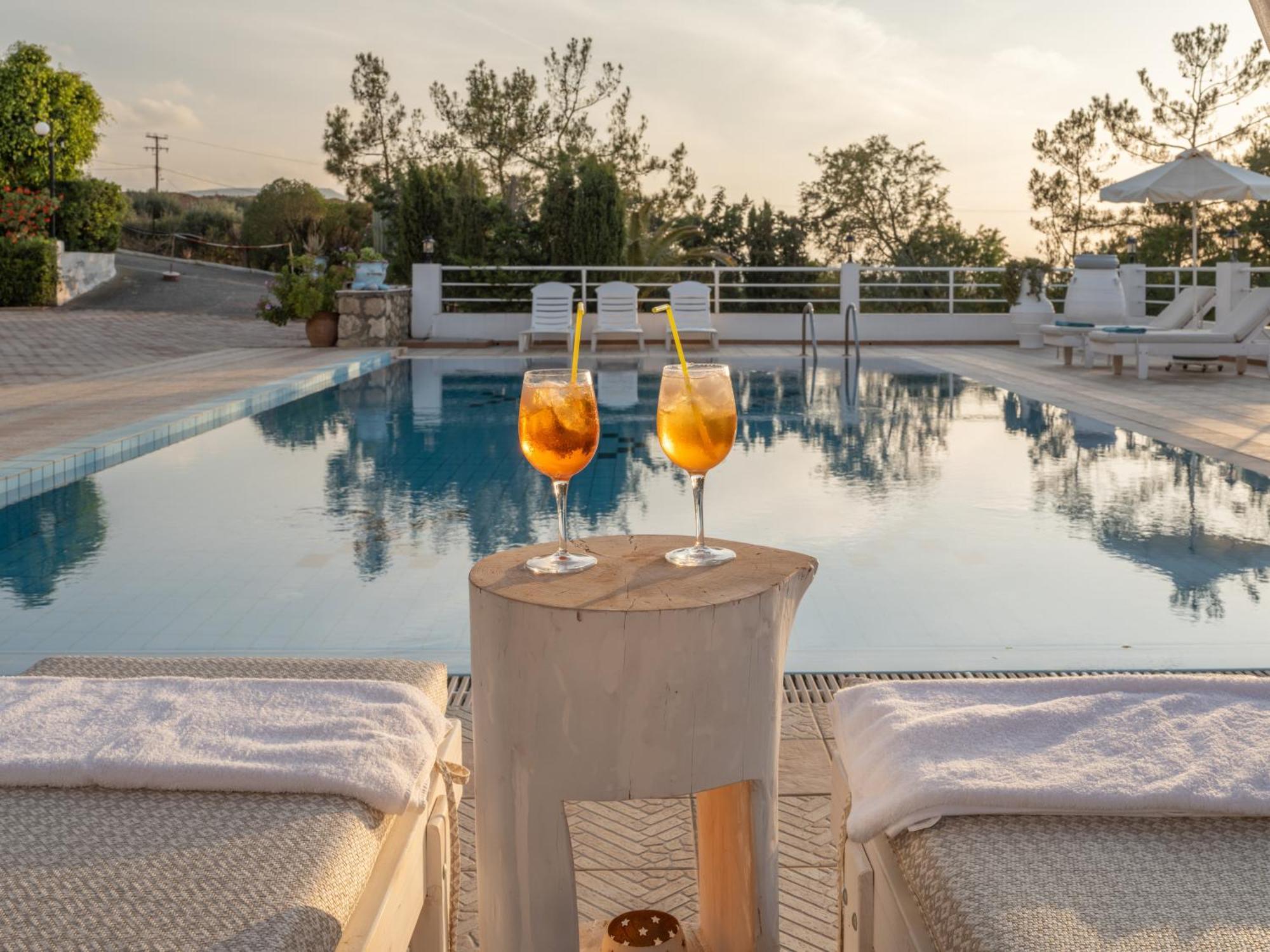 Aegean Apartments Hersonissos  Ngoại thất bức ảnh