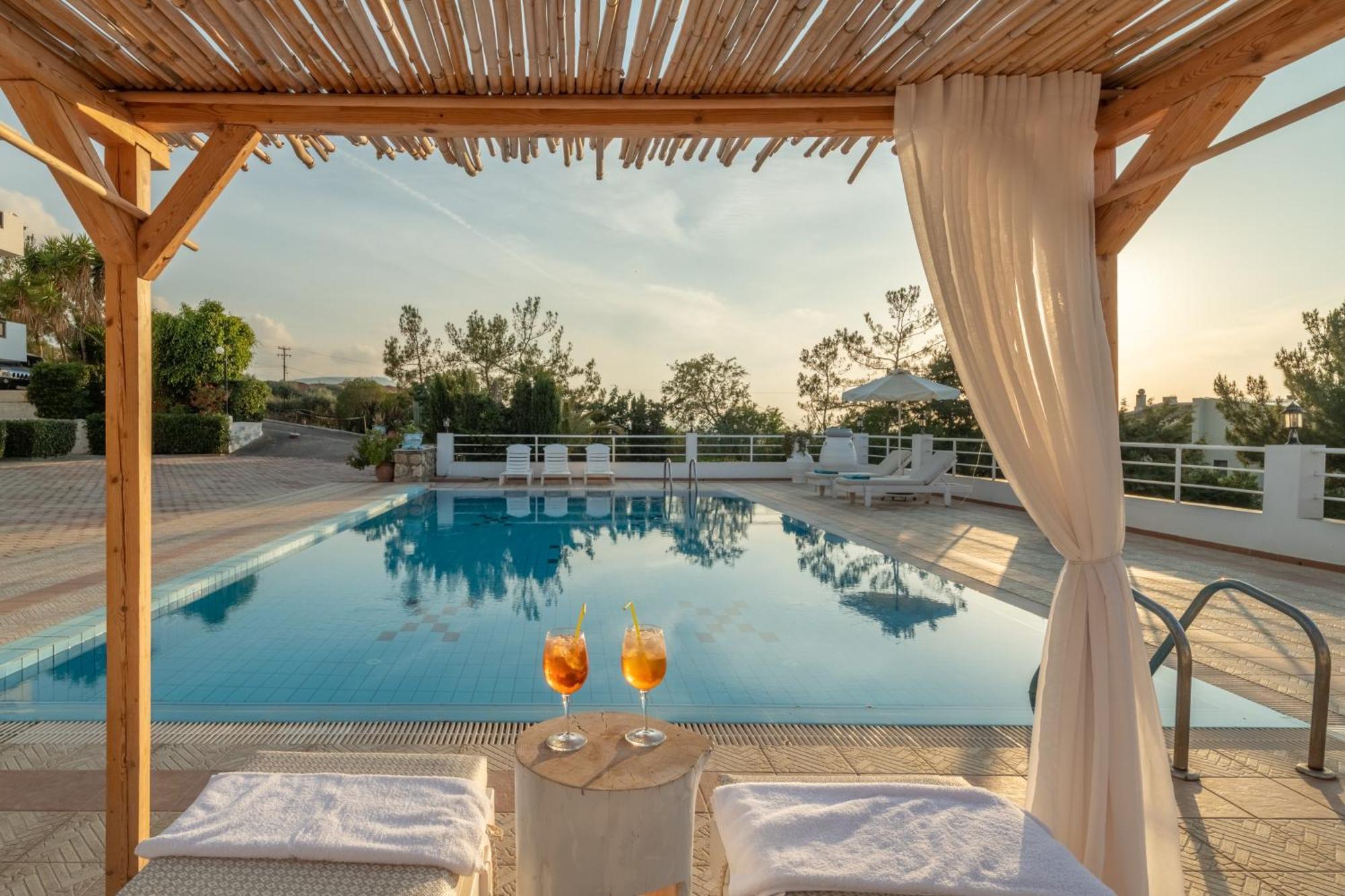 Aegean Apartments Hersonissos  Ngoại thất bức ảnh